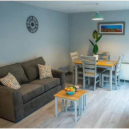 Chapel Place, Town Centre Apartment Killarney