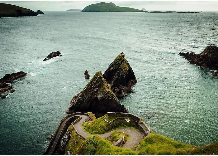 Chapel Place, Town Centre * Cill Airne